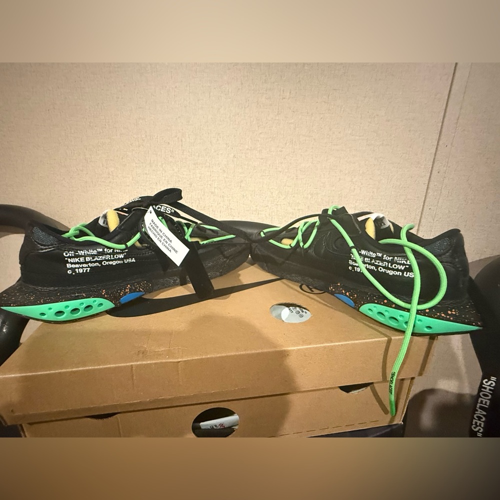 Nike Black and Green Off-White Sneakers
